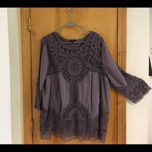 Lace embellished size 1X tunic
